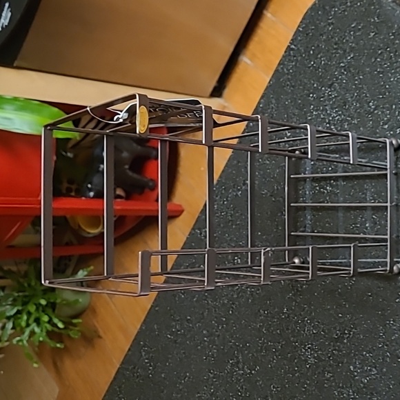 🧻 Toilet Paper Holder - Picture 3 of 6